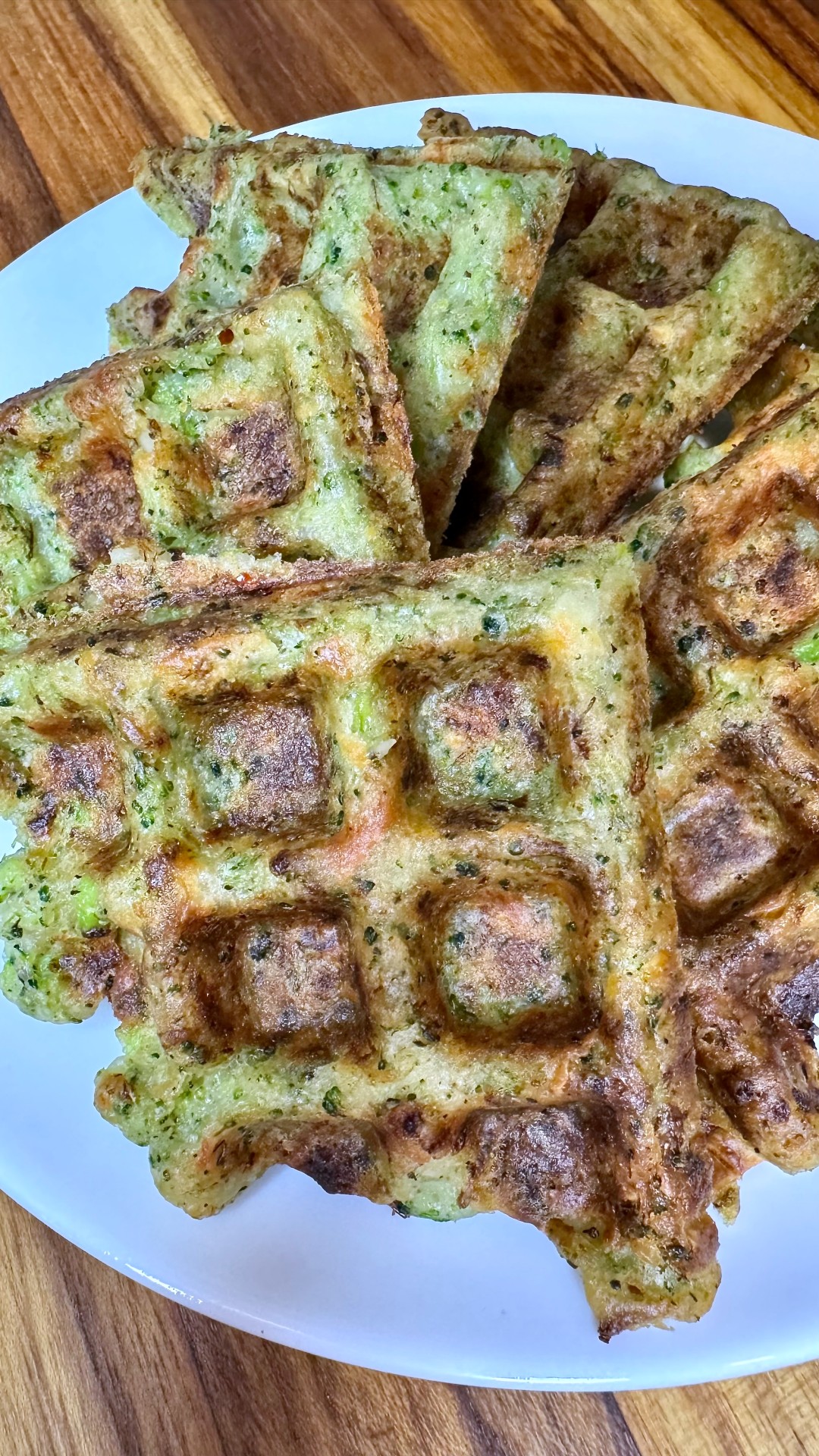 Broccoli Paneer Waffles